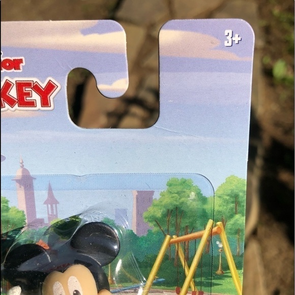 5/$13 Mickey Mouse Baseball Park Mini Figure Disney Toy - Picture 9 of 10